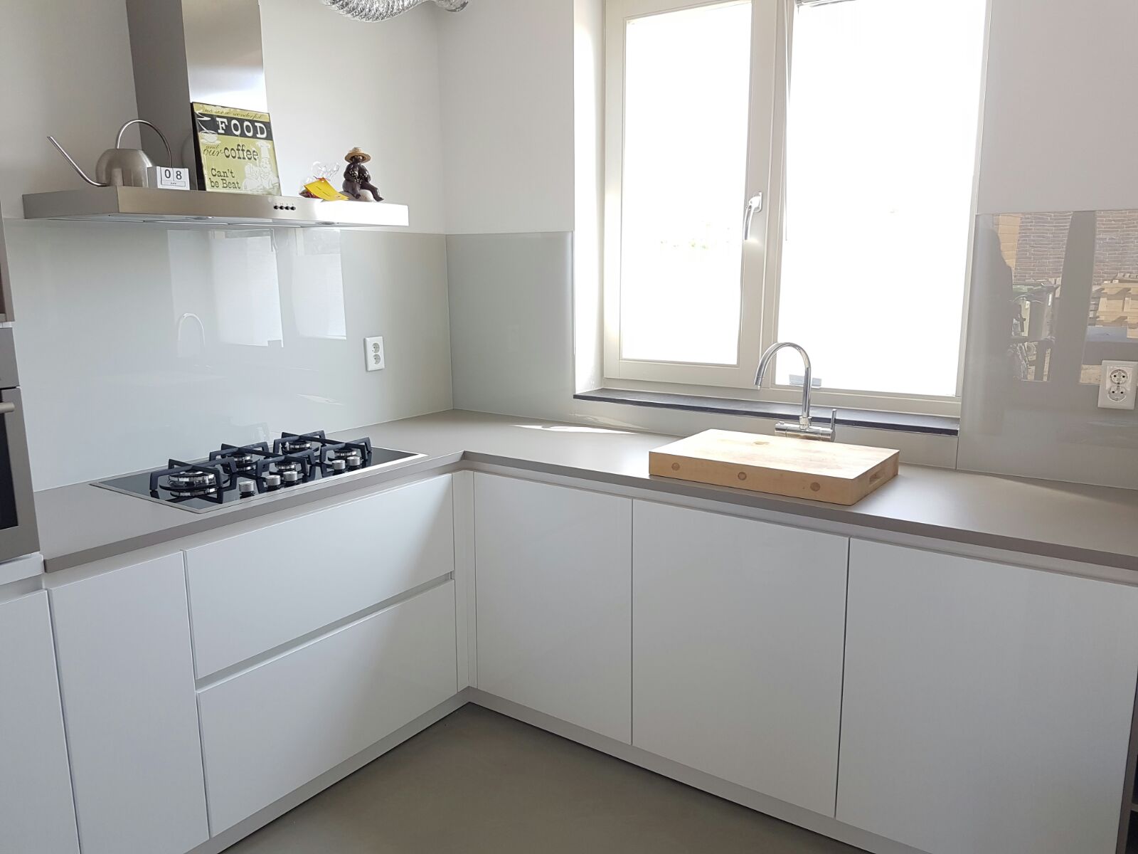 Keuken achterwand werk glasbestellen.nl