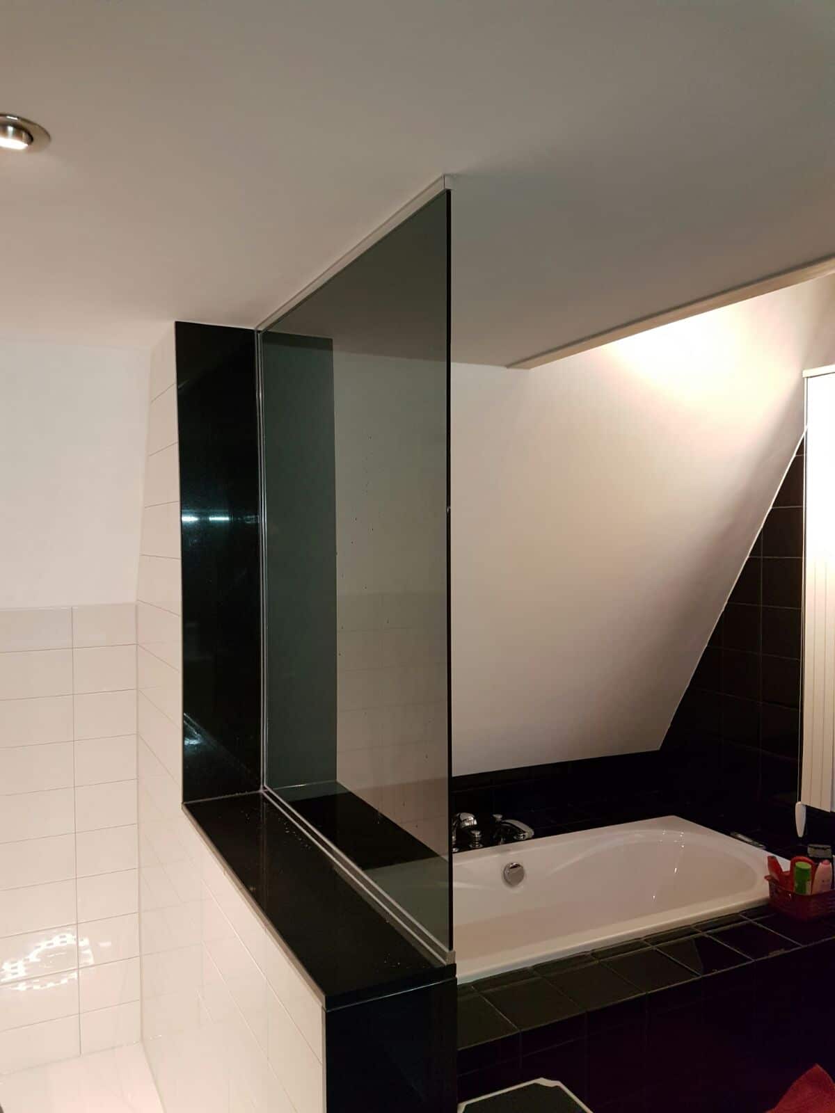 Douchewanden douchewand op maat laten maken glasbestellen.nl Douchewand laten plaatsen